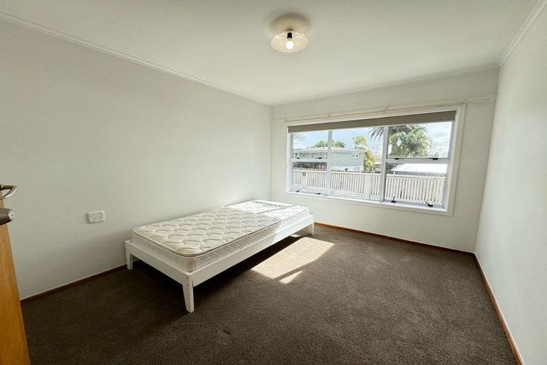 Photo of property in 21 Laurelwood Avenue, Pukekohe, 2120
