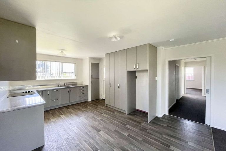 Photo of property in 142 Cracroft Street, Waitara, 4320