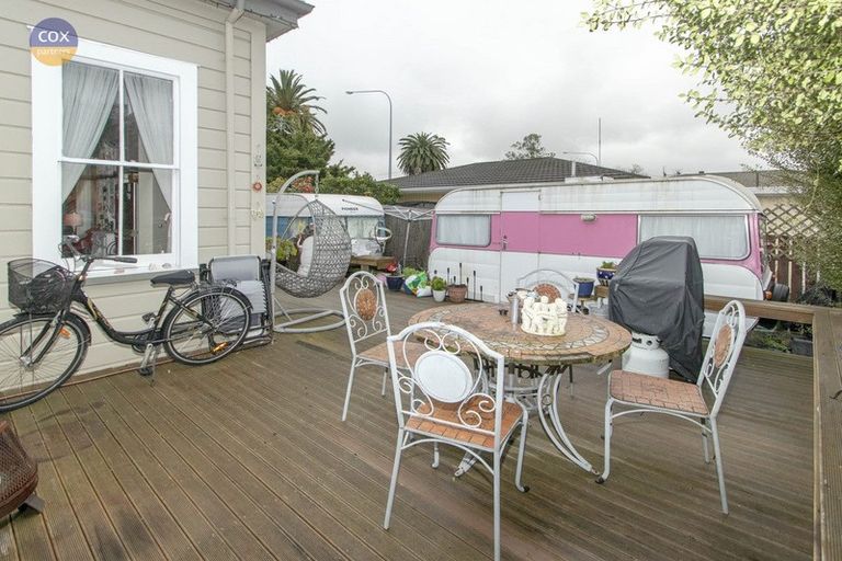 Photo of property in 25 Church Road, Taradale, Napier, 4112