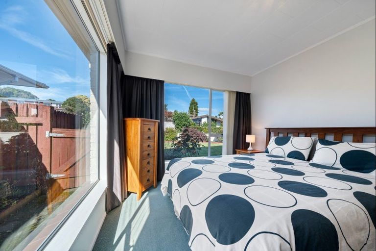 Photo of property in 19 Bronte Place, Whalers Gate, New Plymouth, 4310