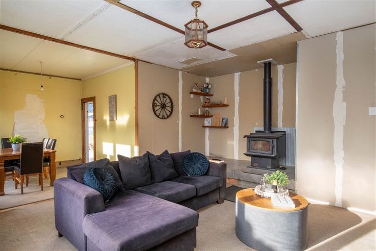 Photo of property in 6 Ancrum Street, Roxburgh, 9500