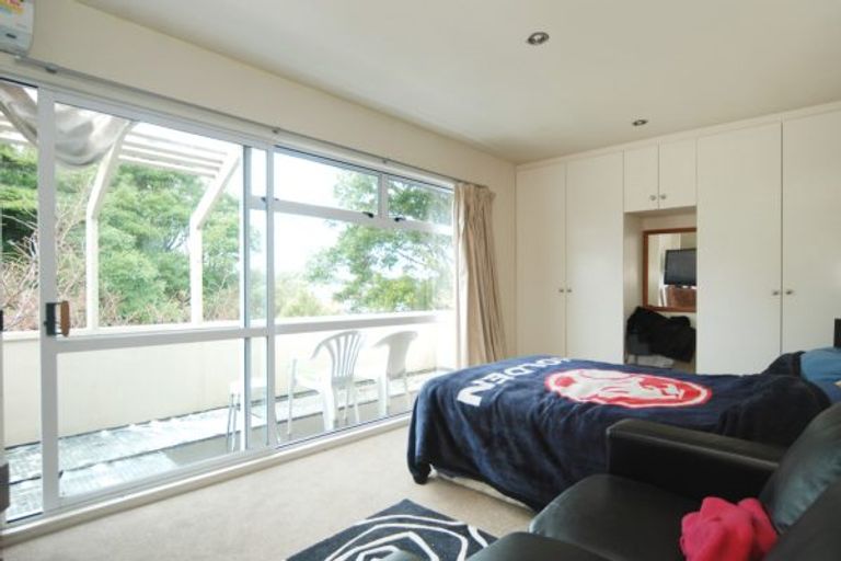 Photo of property in 16 Valley Road, Pukekohe, 2120