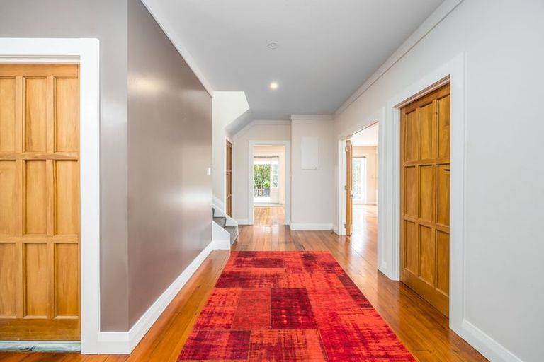 Photo of property in 25a Grand View Road, Remuera, Auckland, 1050