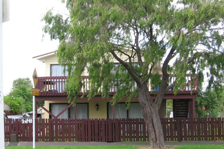 Photo of property in 128 Riversdale Road, Avondale, Auckland, 1026
