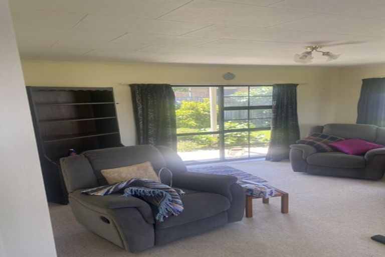 Photo of property in 2a Calder Place, Feilding, 4702