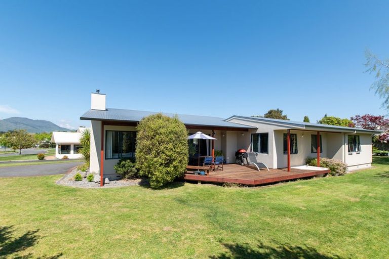 Photo of property in 16 Robinson Terrace, Rangatira Park, Taupo, 3330