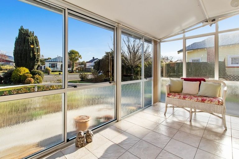Photo of property in 69 Rhodes Street, Waimate, 7924