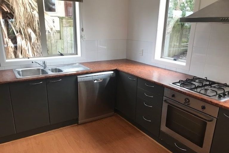 Photo of property in 11 Belle Verde Drive, Sunnynook, Auckland, 0630