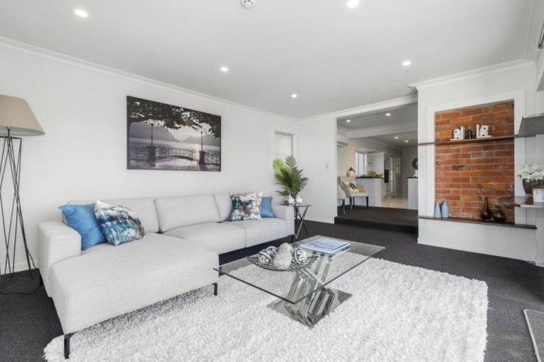 Photo of property in 52 Alexander Street, Cockle Bay, Auckland, 2014