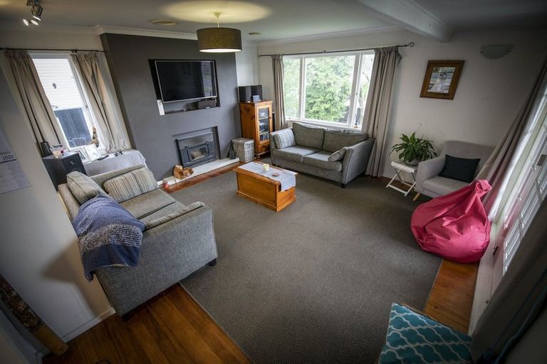 Photo of property in 15 Palmerston Road, Havelock North, 4130