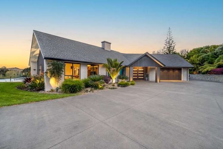 Photo of property in 3 Solway Road, Whitford, 2576