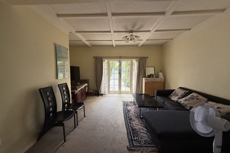 Photo of property in 1/12 Beach Road, Pahurehure, Papakura, 2113