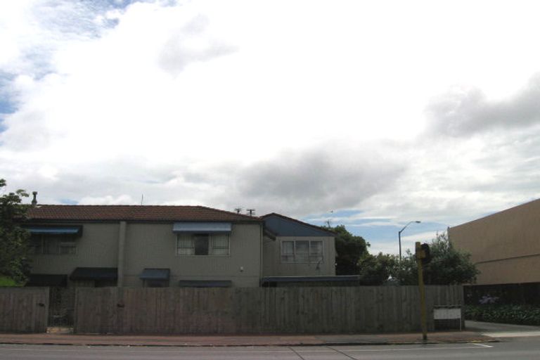 Photo of property in 5/49 Point Chevalier Road, Point Chevalier, Auckland, 1022