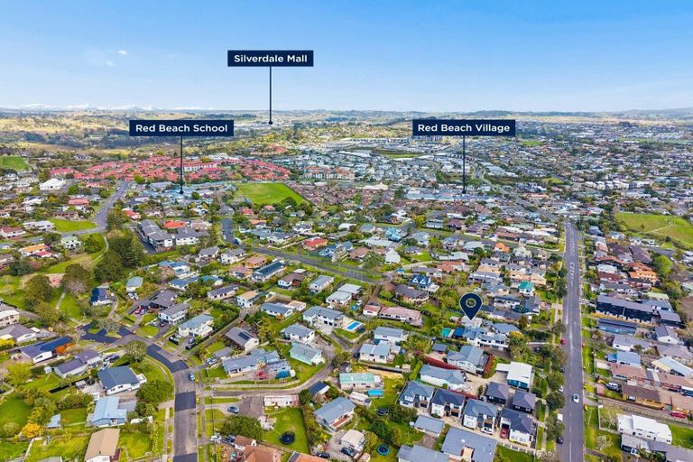 Photo of property in 52b Bay Street, Red Beach, 0932