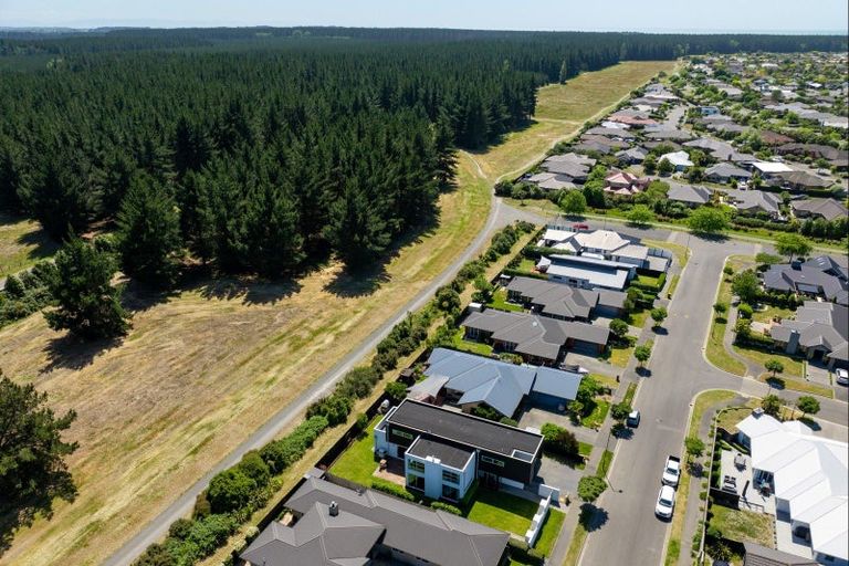 Photo of property in 12 Reka Street, Parklands, Christchurch, 8083