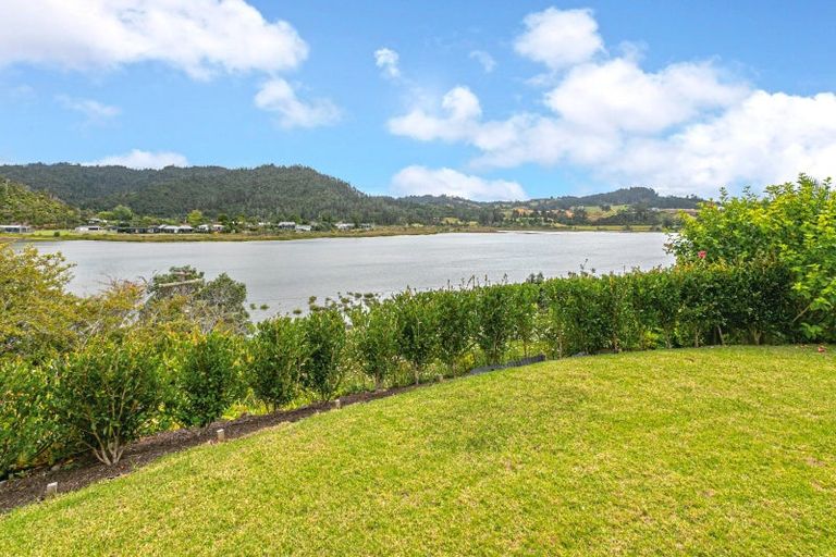 Photo of property in 4 Patton Place, Tairua, 3508