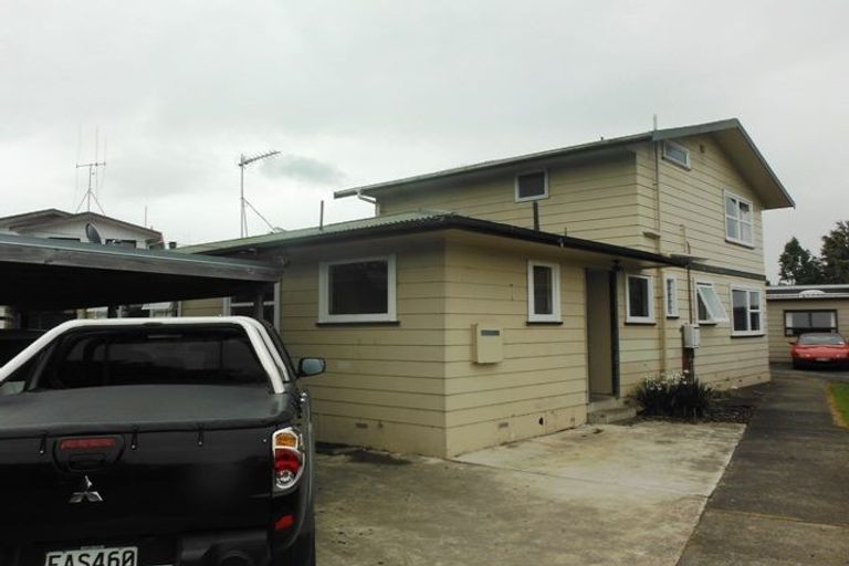 Photo of property in 81 Carrington Avenue, Silverdale, Hamilton, 3216