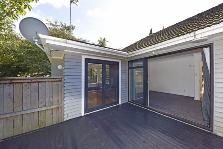 Photo of property in 6 Curletts Road, Sockburn, Christchurch, 8042