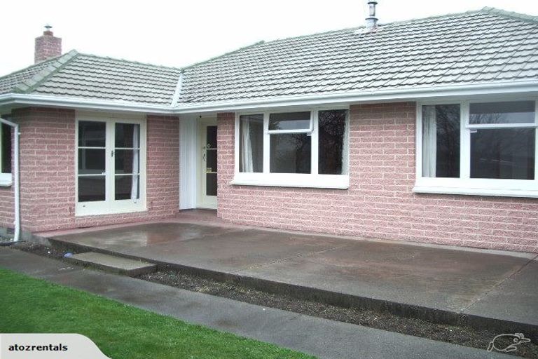 Photo of property in 102 Teesdale Street, Burnside, Christchurch, 8053