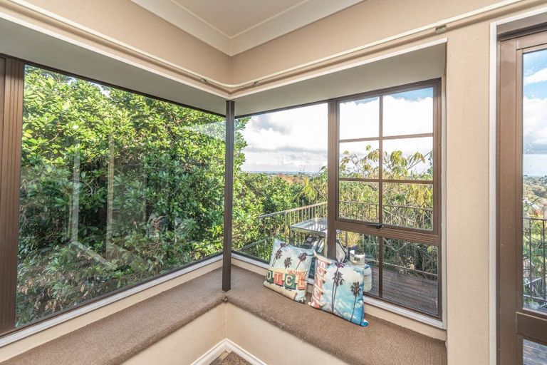 Photo of property in 83 Parkes Avenue, Saint Johns Hill, Whanganui, 4501