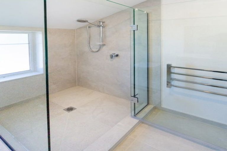Photo of property in 2/9 Matlock Street, Woolston, Christchurch, 8062