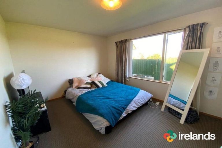 Photo of property in 38 Blue Gum Place, New Brighton, Christchurch, 8083