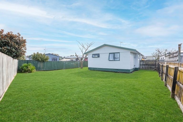 Photo of property in 5 Pringle Place, Nawton, Hamilton, 3200