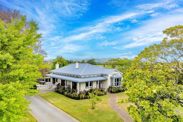 Photo of property in 389 Saint Georges Road, Havelock North, 4130