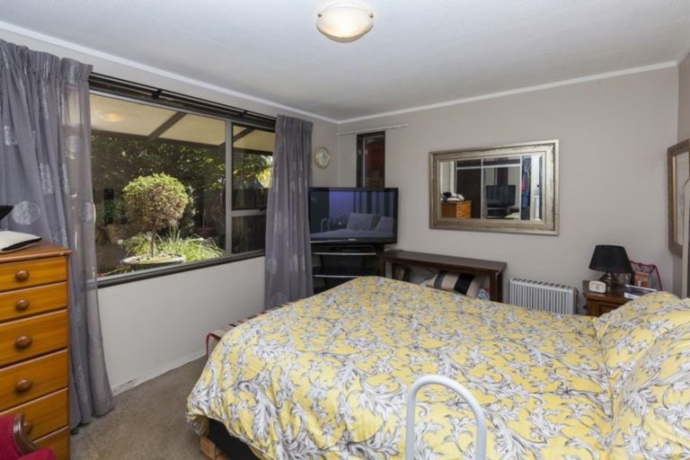 Photo of property in 11a Kaputone Place, Belfast, Christchurch, 8051