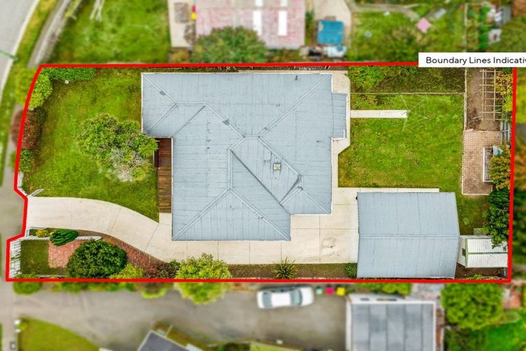 Photo of property in 4 Vivian Street, Burwood, Christchurch, 8083