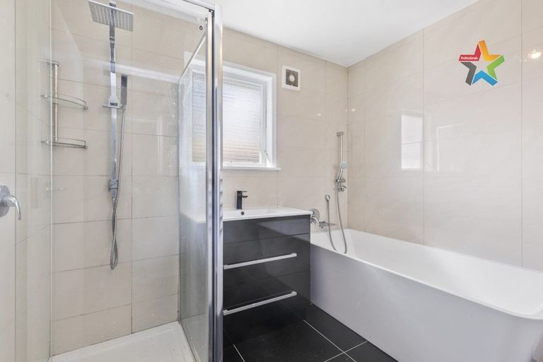 Photo of property in 35 Garden Road, Avalon, Lower Hutt, 5011