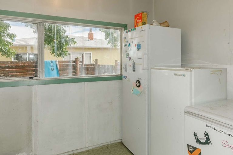 Photo of property in 116 Derby Street, Westport, 7825