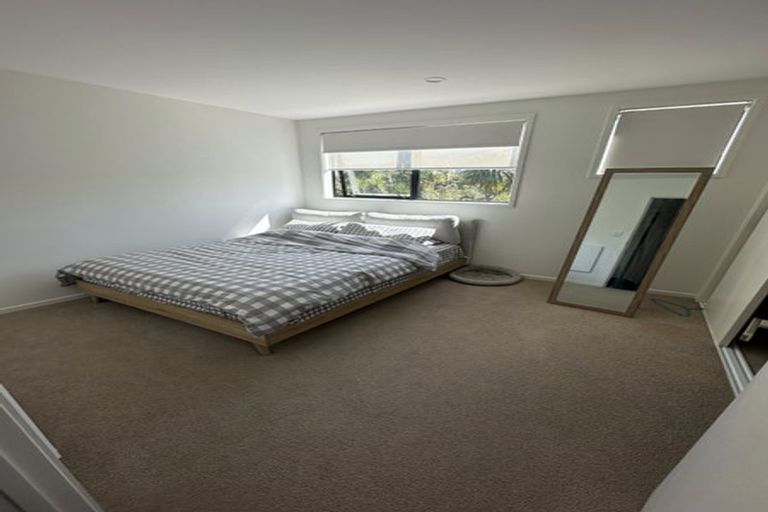 Photo of property in 10 Rara Lane, Manukau, Auckland, 2104