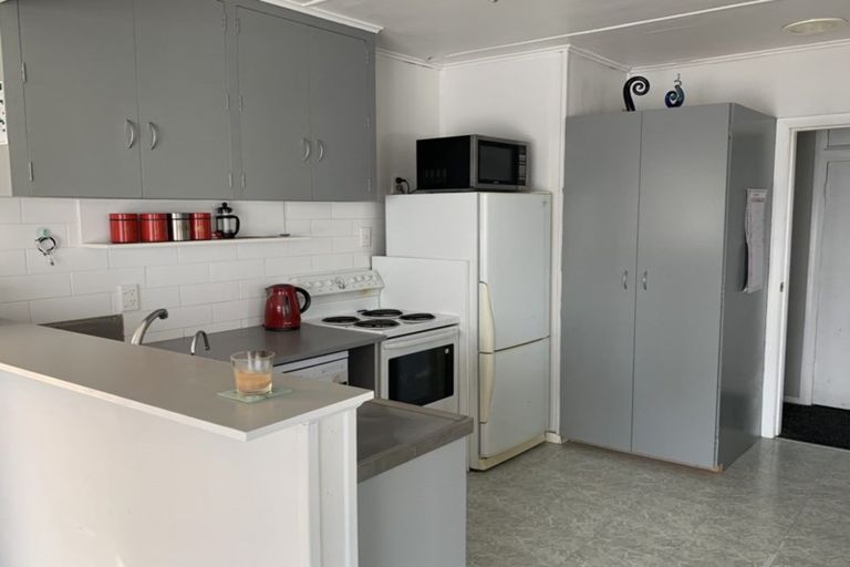 Photo of property in 140 Miranda Street, Stratford, 4332