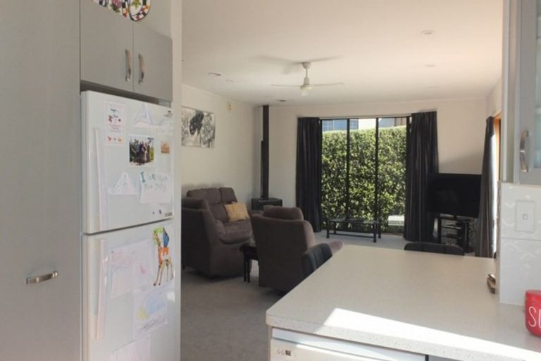 Photo of property in 8 Holmes Street, Holmes Hill, Oamaru, 9401