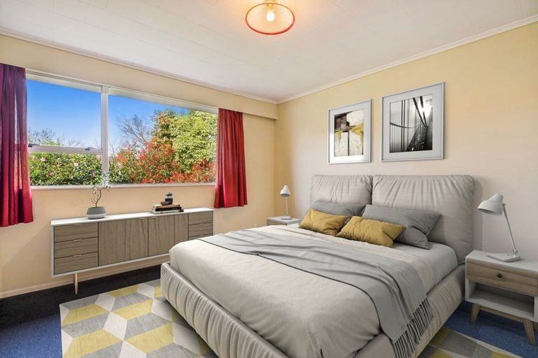 Photo of property in 1 Monterey Place, Totara Park, Upper Hutt, 5018