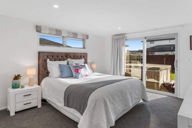 Photo of property in 16 Carpenter Drive, Prebbleton, 7604