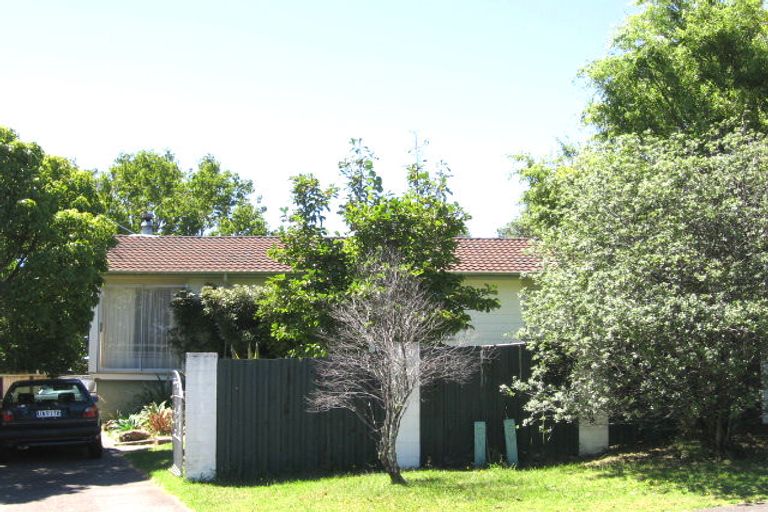 Photo of property in 40 Kia Ora Road, Beach Haven, Auckland, 0626