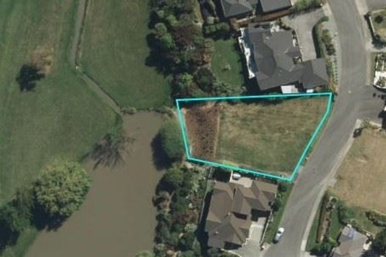 Photo of property in 22 Pine Hill Rise, Fairhall, 7272