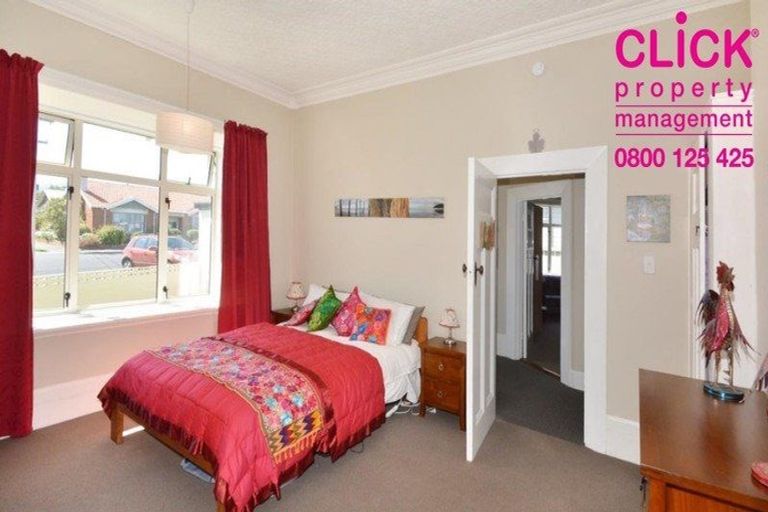 Photo of property in 69 Hargest Crescent, Saint Clair, Dunedin, 9012