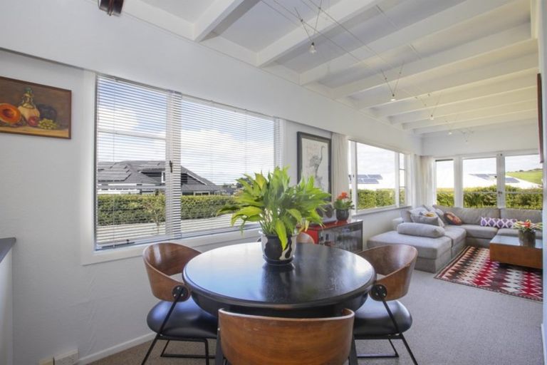 Photo of property in 34 Awanui Crescent, Matakana, Warkworth, 0985