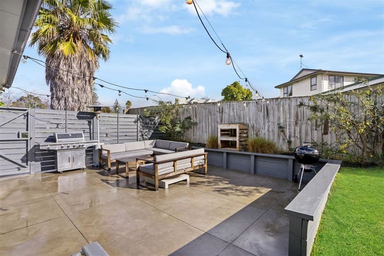 Photo of property in 1/13 Broadview Place, Howick, Auckland, 2014