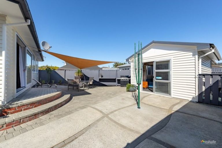 Photo of property in 2a Mcbain Grove, Avalon, Lower Hutt, 5011