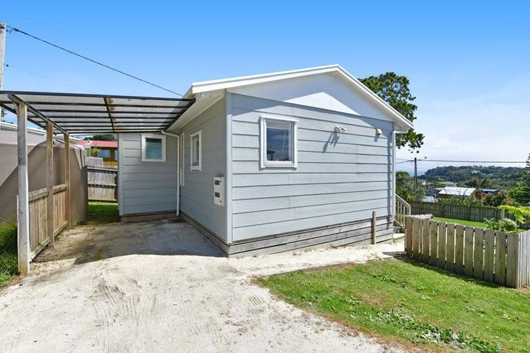 Photo of property in 12a Matai Road, Stanmore Bay, Whangaparaoa, 0932