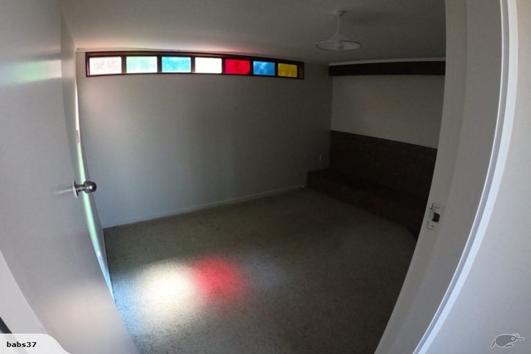 Photo of property in 32 Highbury Road, Highbury, Wellington, 6012