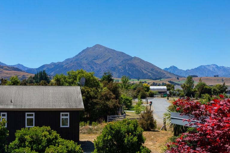 Photo of property in 11 Ewing Place, Albert Town, Wanaka, 9305