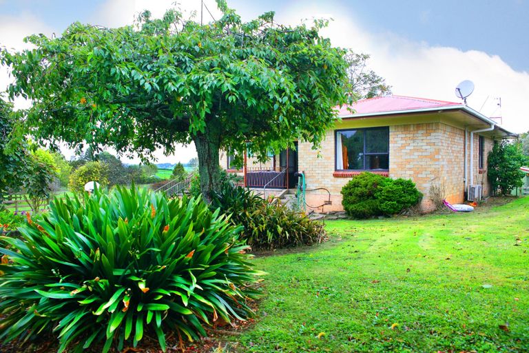 Photo of property in 113 Lewis Road, Karaka, Papakura, 2580