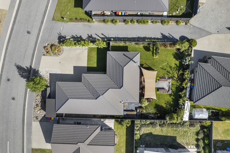 Photo of property in 4 Magnetic Place, Cromwell, 9310