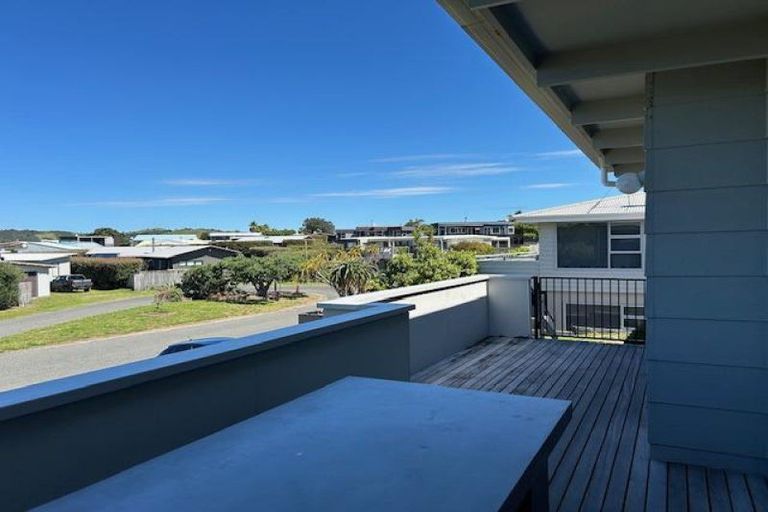 Photo of property in 10 Jane Gifford Place, Omaha, 0986