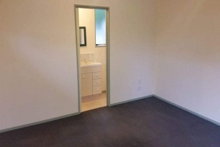 Photo of property in 23 Somerfield Street, Somerfield, Christchurch, 8024